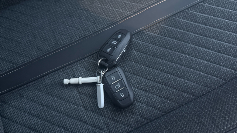 Peugeot 208 1.2 PureTech 100 Allure 5dr Petrol Hatchback